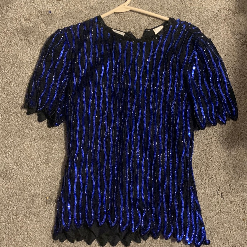 Blue sequinnce stenay top. Perfect for New Years.Vintage & perfect condition